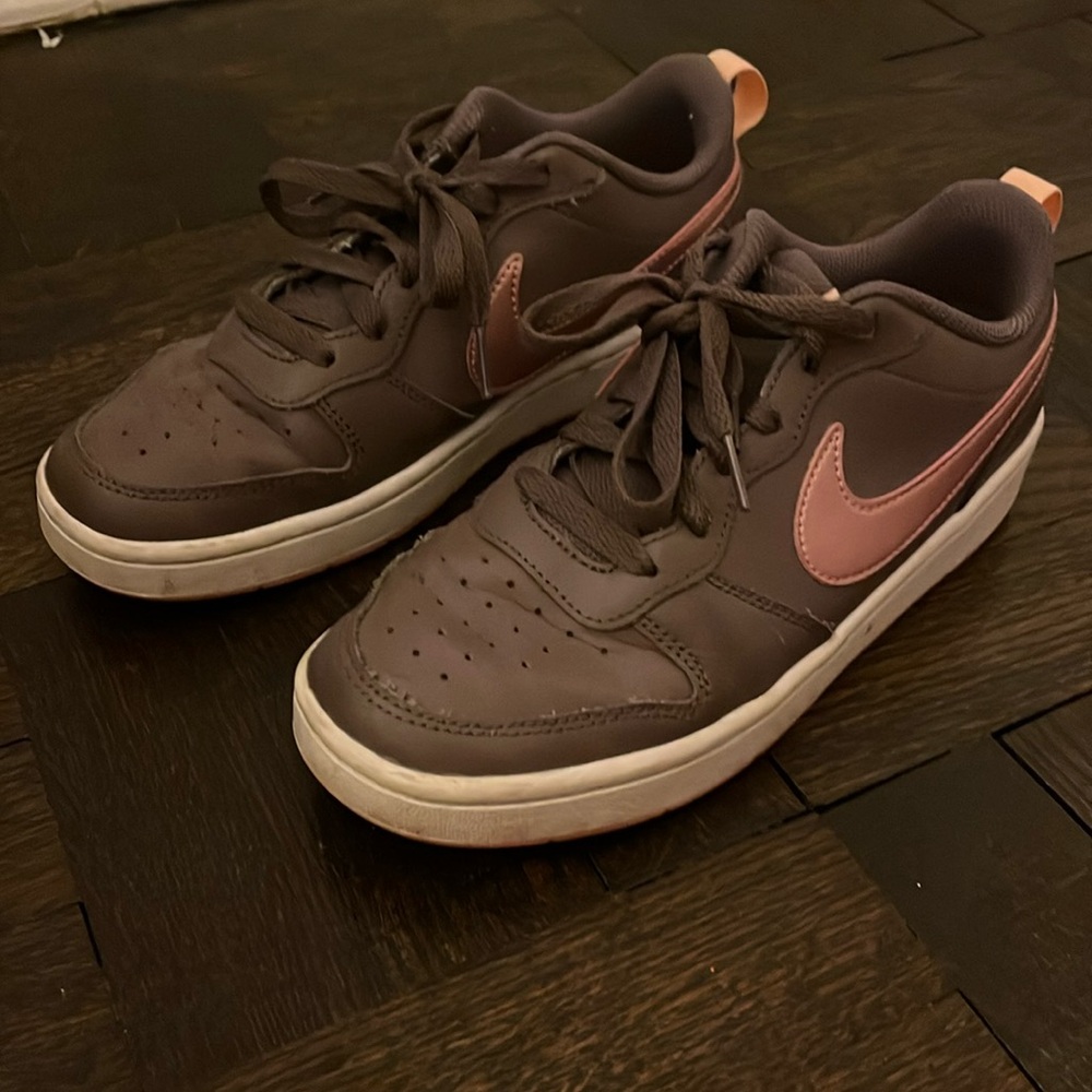 Nike Court Borough Low 2 GS Shoes Youth Sz 5.5 Violet White BQ5448